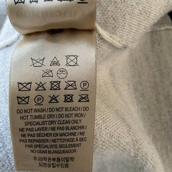 Burberry Stripped Top - Picture 7 of 7